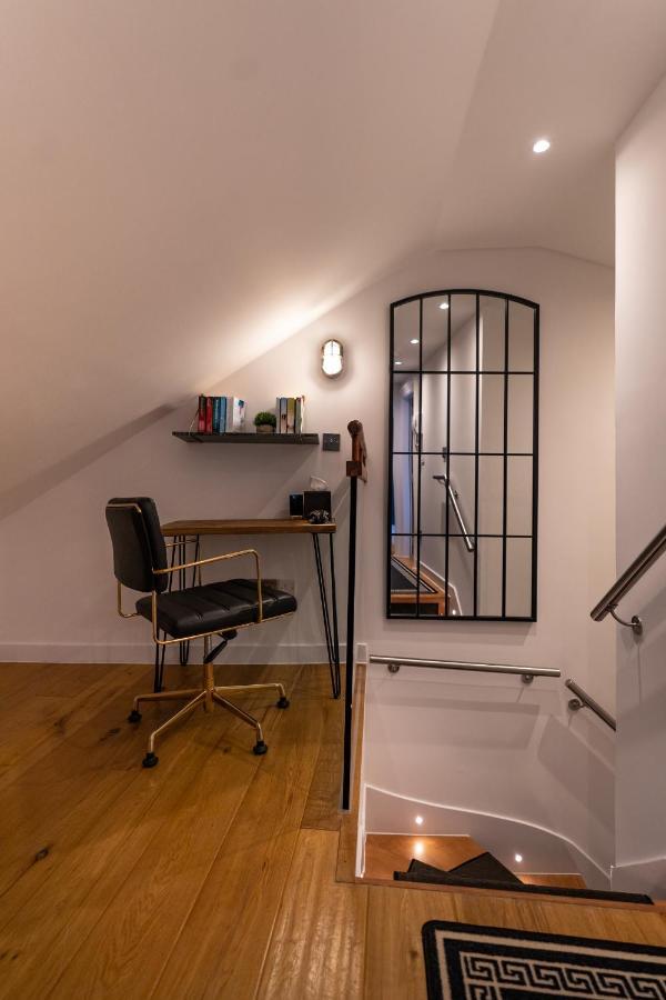 グラスゴーLoft On The Crescent - 5 Star Scottish Luxury - Prime West End Locationアパートメント エクステリア 写真